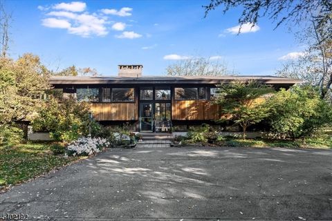 49 Farmersville Rd Tewksbury Twp. NJ 07830