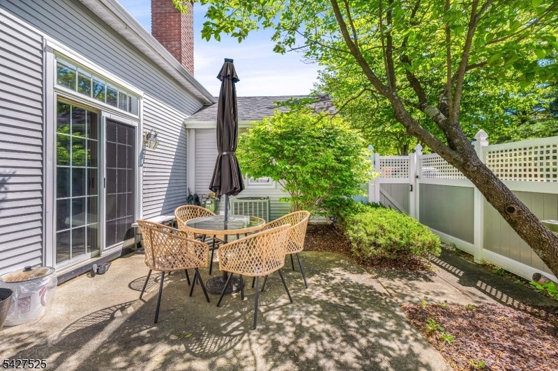 53G Winthrop Rd G