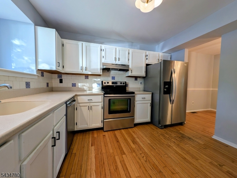 37 Whitehall Ct