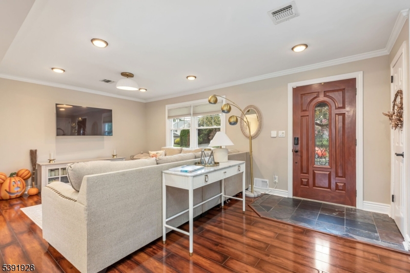 116 Cedar St