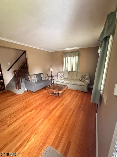 2-18 32Nd St