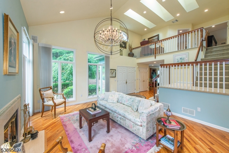 44 Eugene Dr