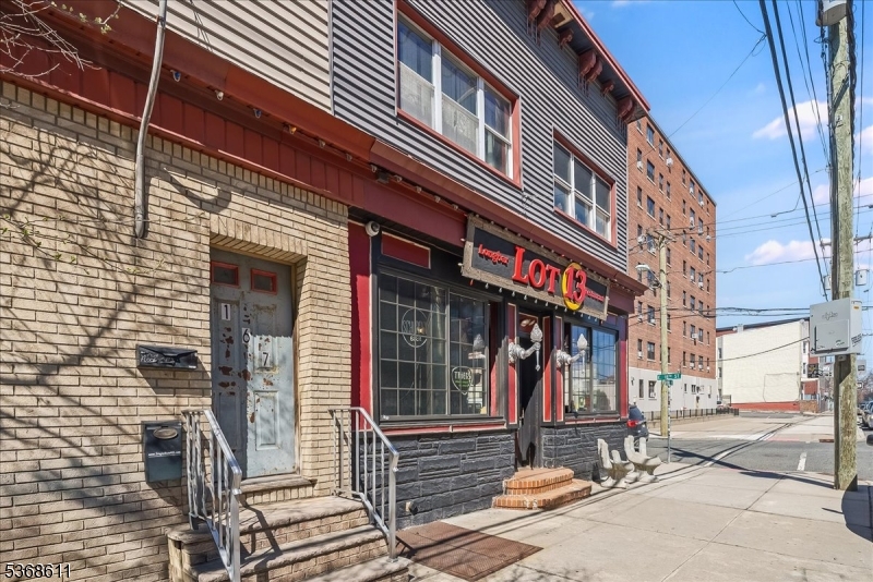 167-169 Avenue E