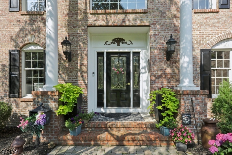 30 Cowie Rd