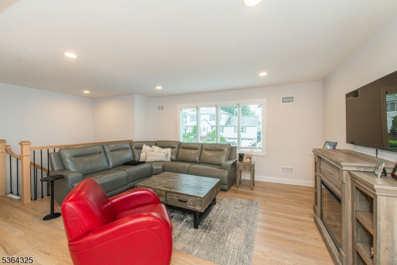 340 Marcella Rd
