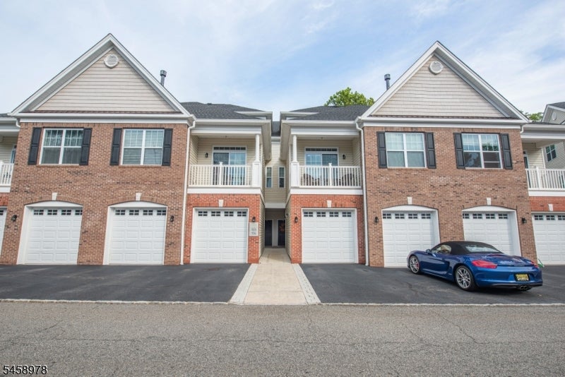 106 Autumn Ct