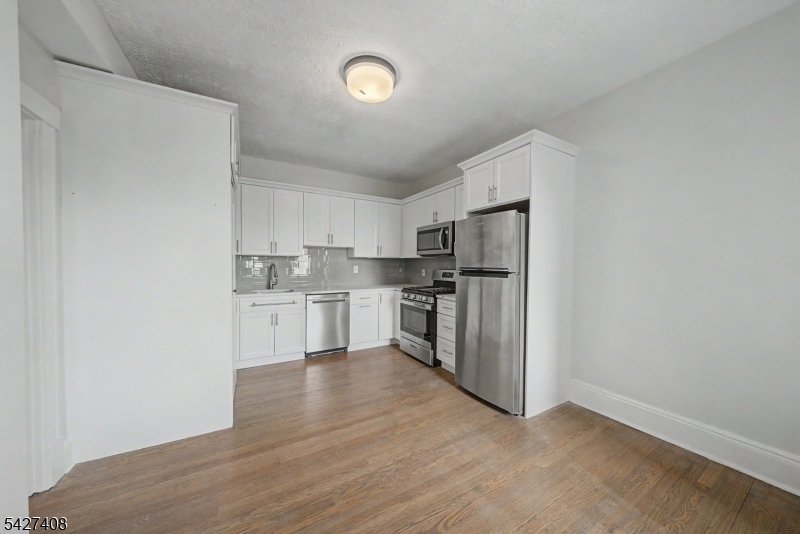 204 Church St 2B
