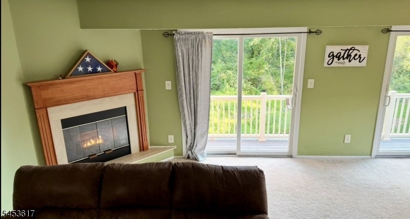64 Woods Edge Dr 64