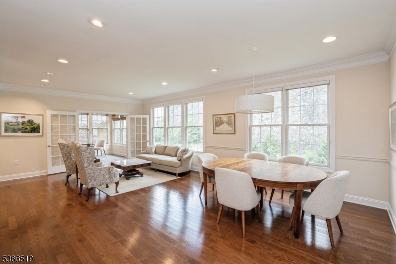 50 Quarry Dr 50