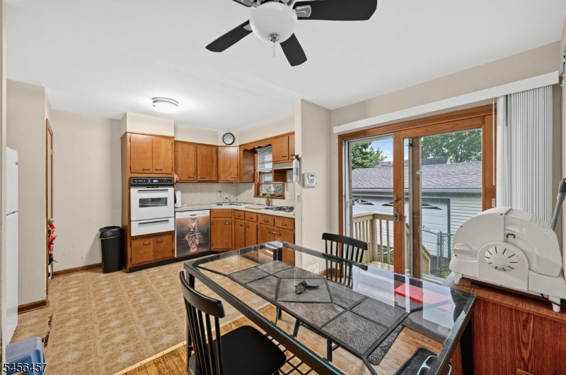155 Columbia Ave