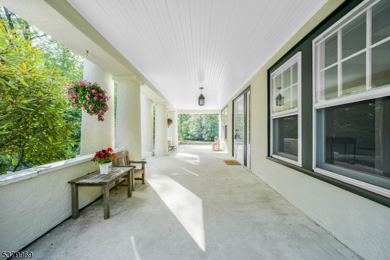 12 Overlook Road