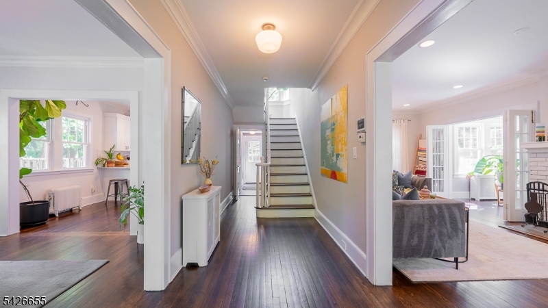 570 Sinclair Terrace