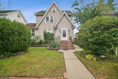 54 W Colfax Ave Roselle Park Boro NJ 07204