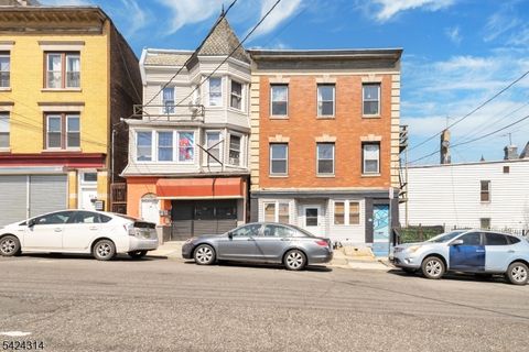 61 Victoria Ave Newark City NJ 07104