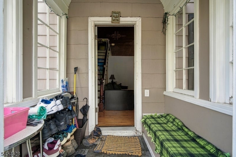 34 E Munson Ave