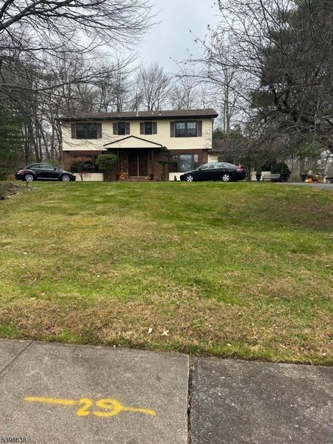 1 Glenbrook Ct Hanover Twp. NJ 07981
