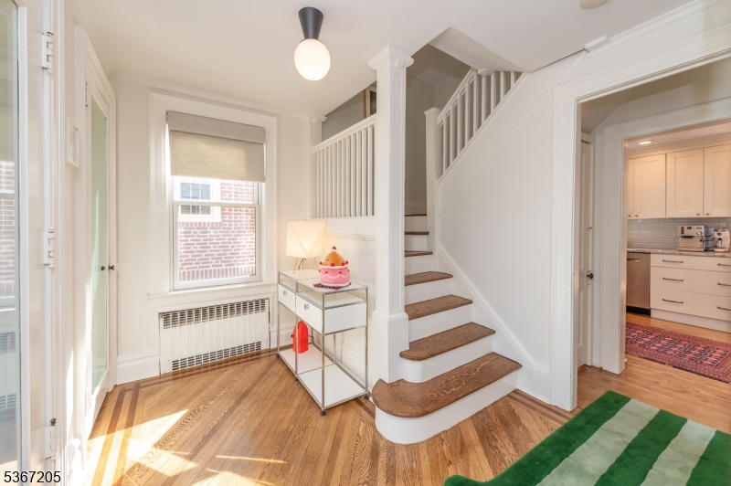 26 Salter Pl