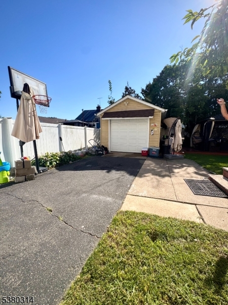 119 Burlington Ave