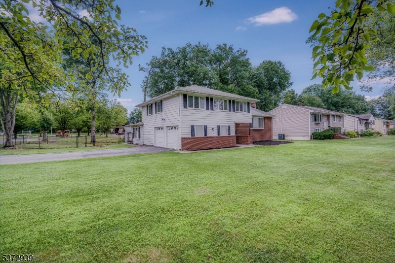122 Marmora Rd