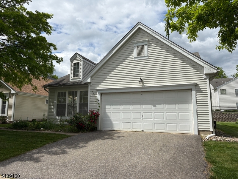 37 Stafford Ln