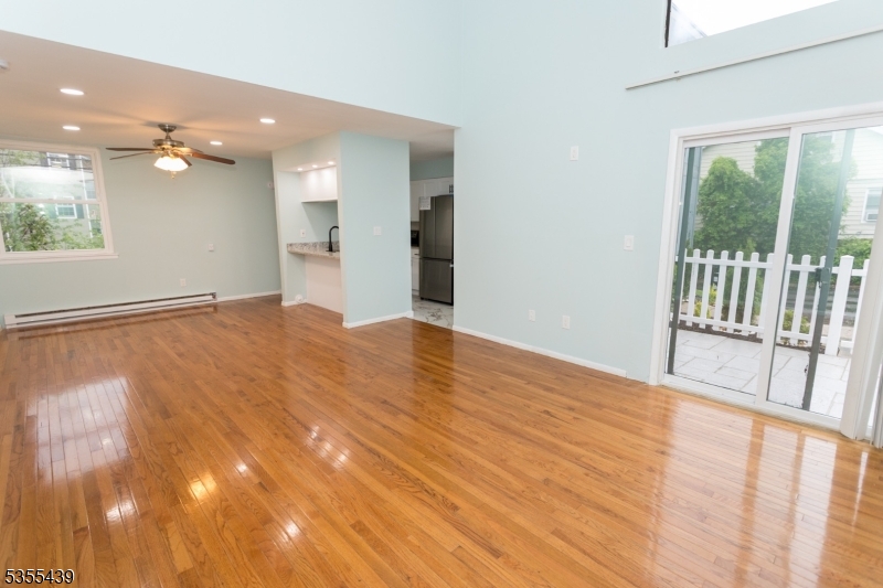 684 Irvington Ave 7