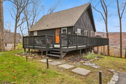 24 Peach Tree Rd Vernon Twp. NJ 07462