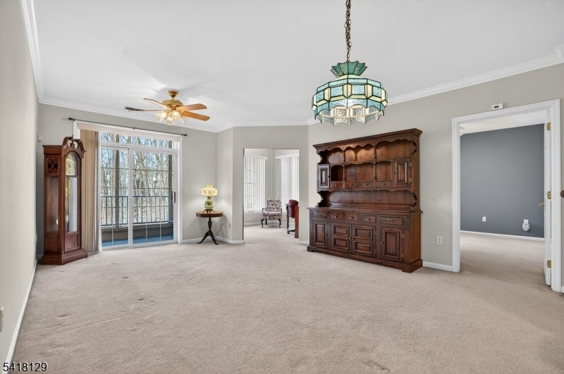 2205 Clinton Ln 2205
