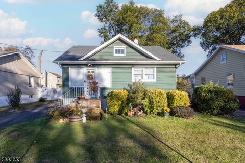Photo of 107 5Th Ave, Hawthorne, NJ 07506 (MLS # 3994186)