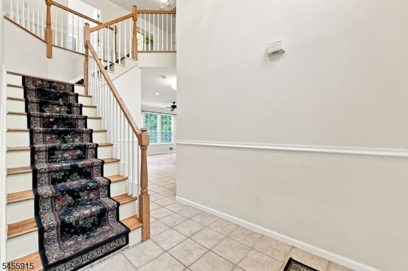 211 Winding Hill Dr