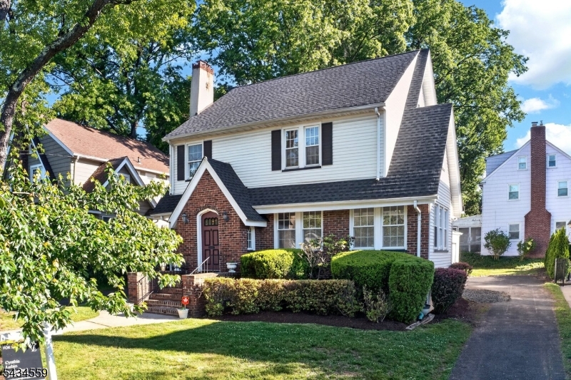 400 Elmwood Ave