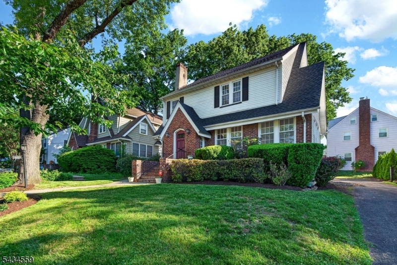 400 Elmwood Ave
