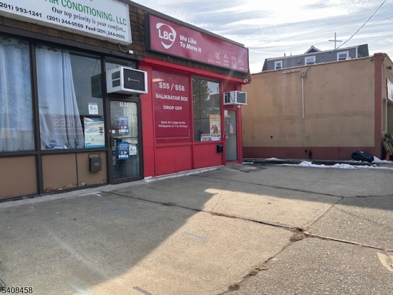 185 N Washington Ave