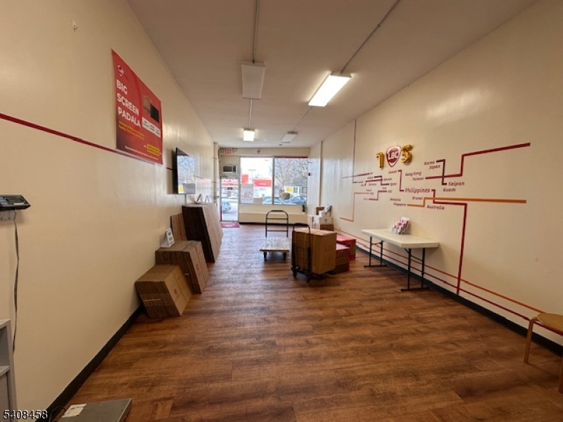 185 N Washington Ave