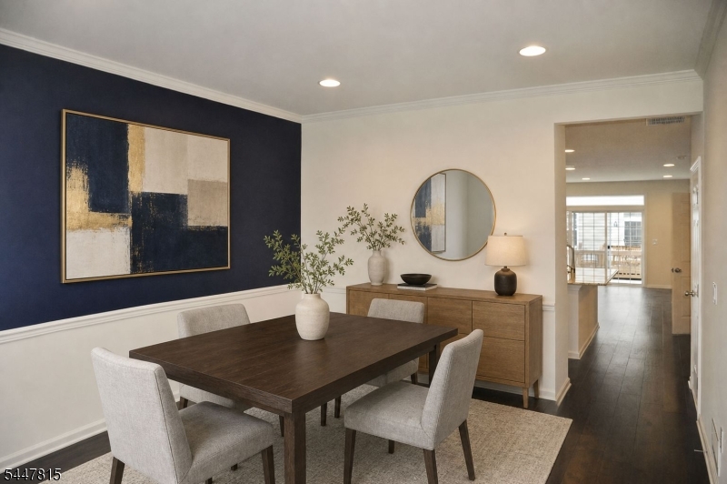 9 Cortland Pl