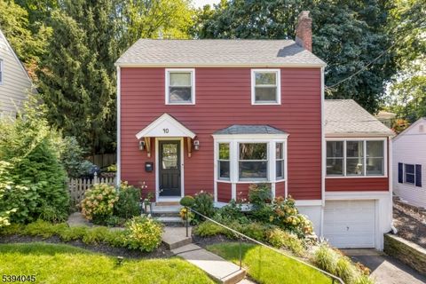 Photo of 40 James St, Morristown, NJ 07960 (MLS # 3995001)