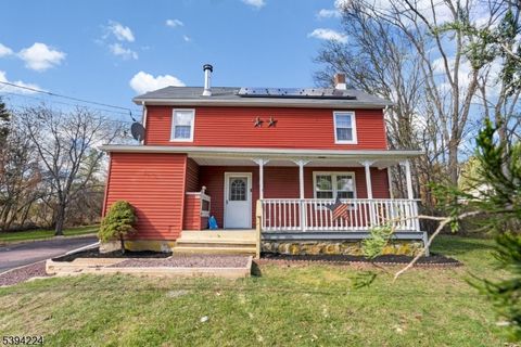 Photo of 31 Prices Switch Rd, Vernon, NJ 07462 (MLS # 3995090)