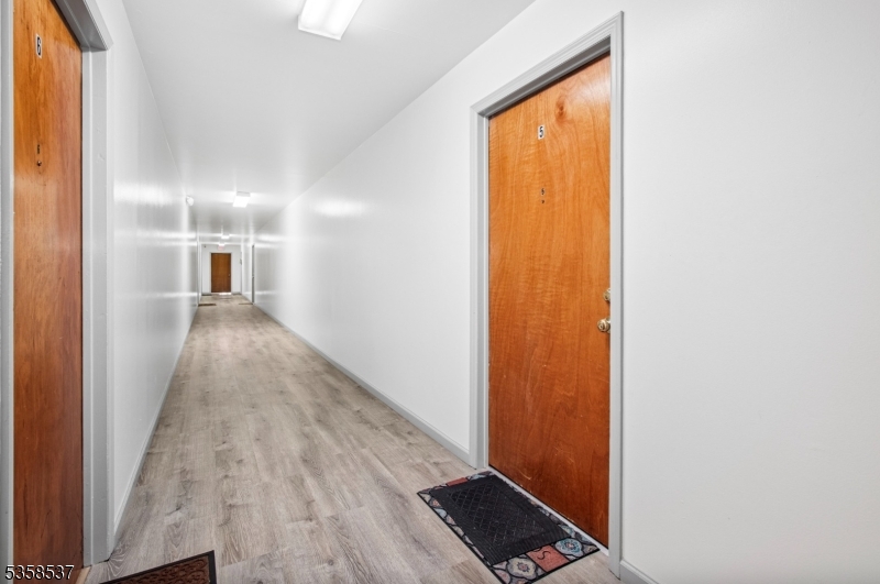 35 E Price St 5