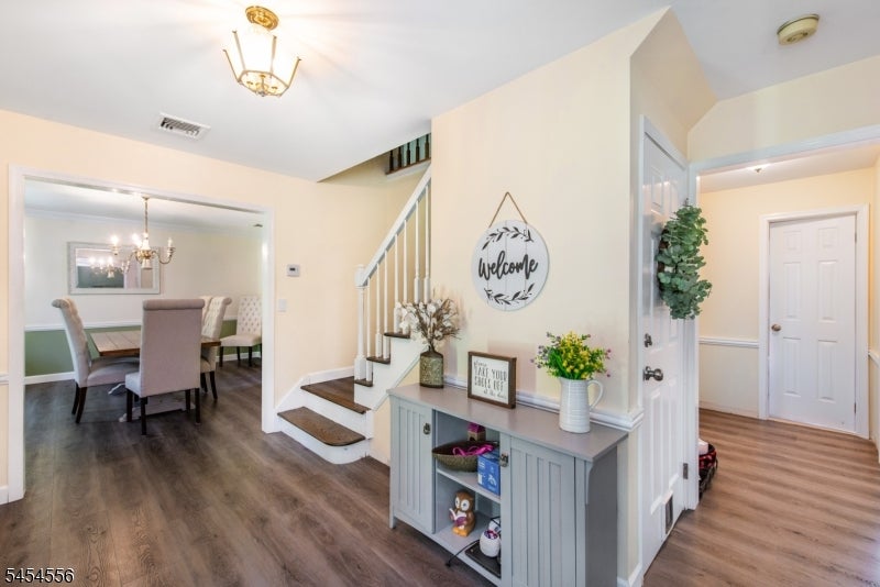 23A Lee Hill Rd