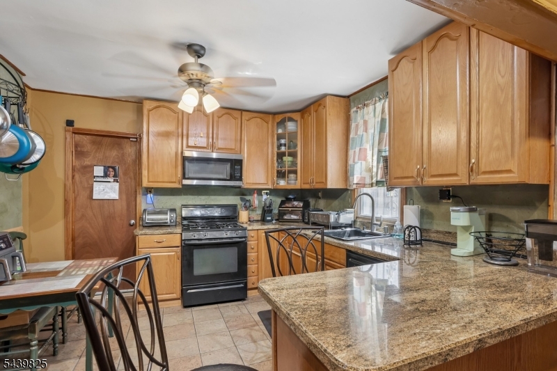 96-98 South 11Th Street