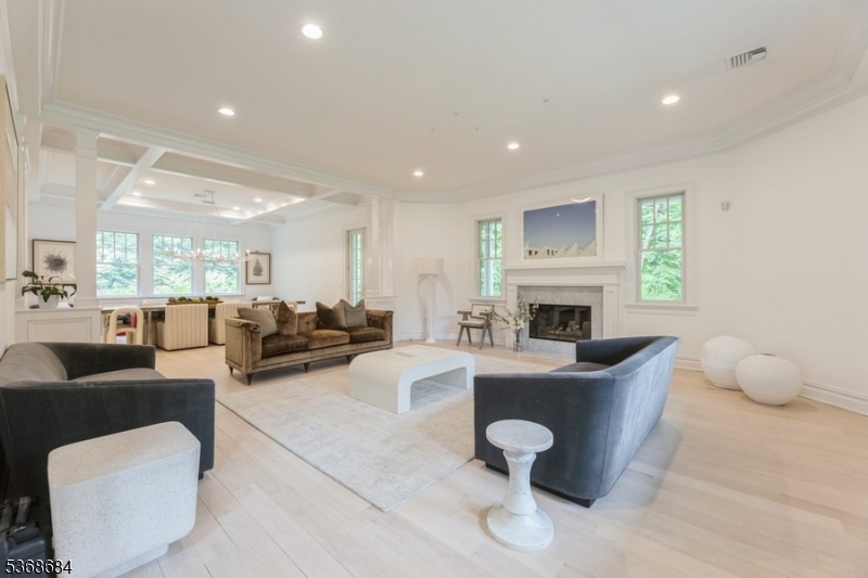 3 Bridle Way
