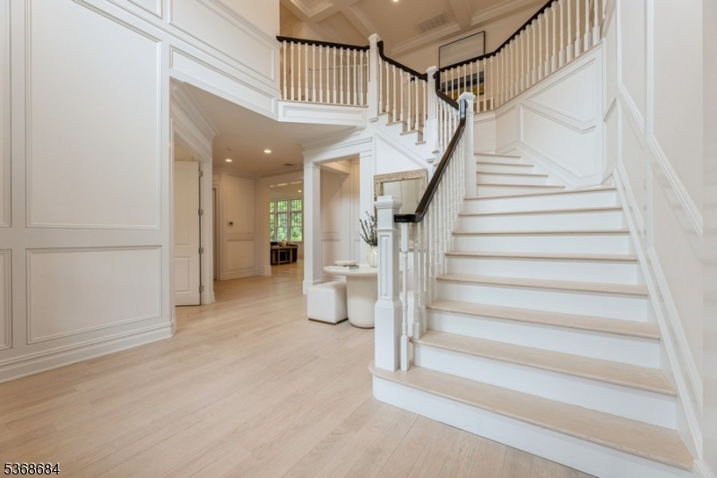 3 Bridle Way