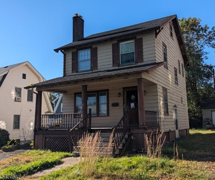 7 Whitman Ave