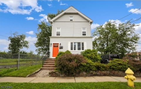 21 Lawrence St Bloomfield Twp. NJ 07003