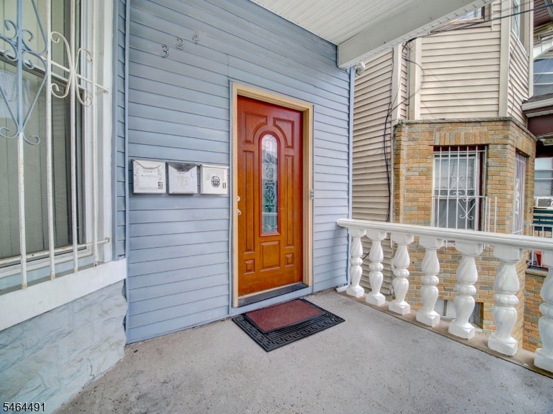 324 Clifton Ave