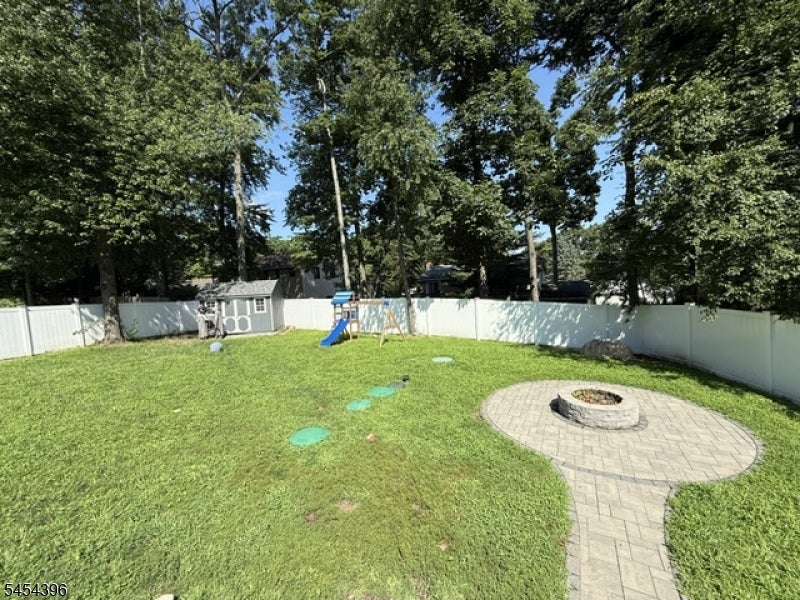 21 Woodland Trl S