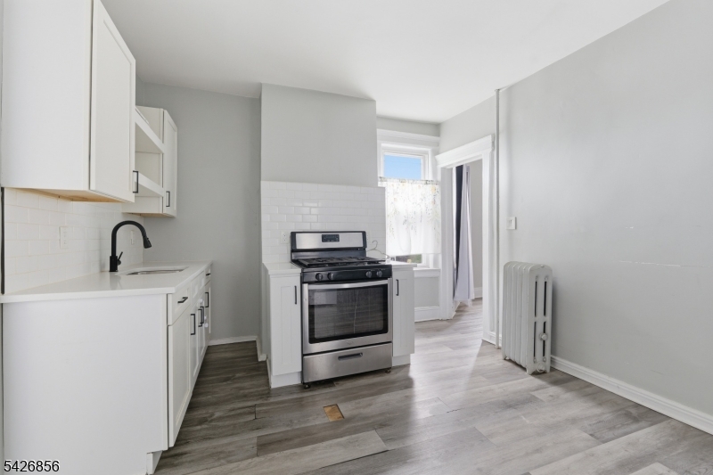 68 Mill St 4