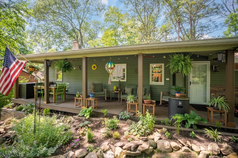 931 Cedar Dr