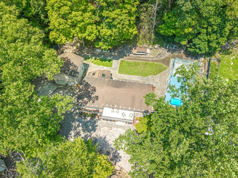 90 Emmans Rd