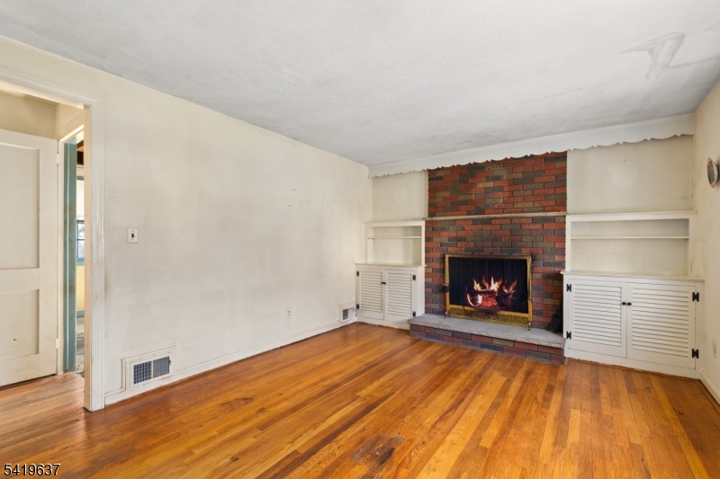 624 N Scotch Plains Ave