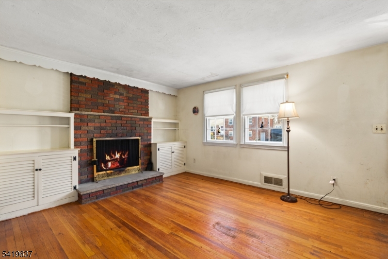 624 N Scotch Plains Ave